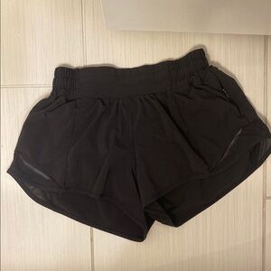 Lulu Lemon Black Hotty Hots Size 0